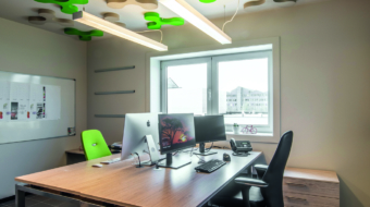 Solutions-acoustiques-et-esthétiques-CapaCoustic-bureau (1)